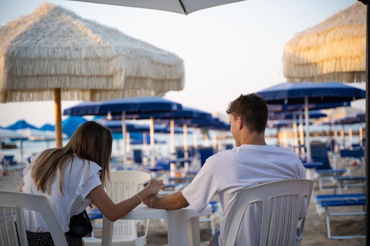 Hotel Mare Blu Francavilla Al Mare Εξωτερικό φωτογραφία