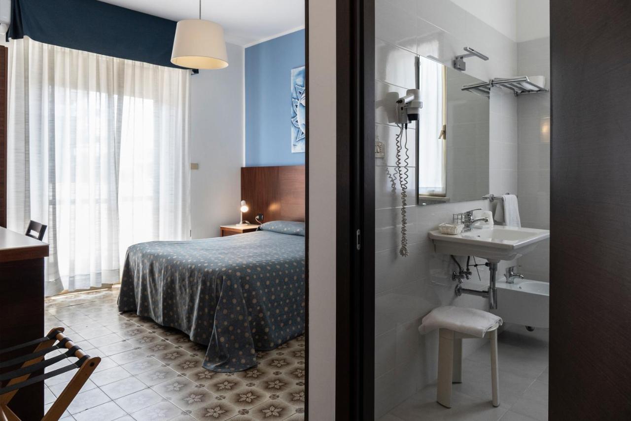 Hotel Mare Blu Francavilla Al Mare Εξωτερικό φωτογραφία
