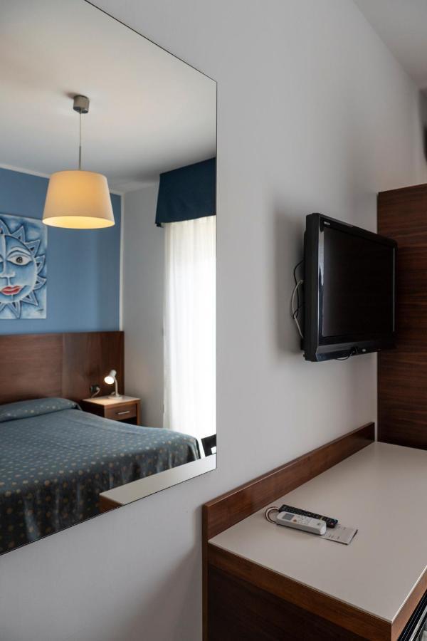 Hotel Mare Blu Francavilla Al Mare Εξωτερικό φωτογραφία
