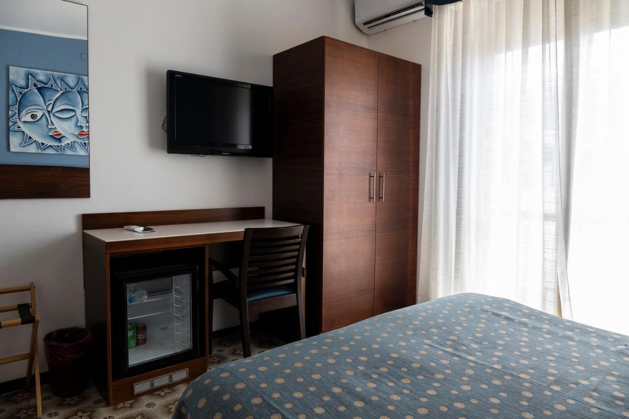 Hotel Mare Blu Francavilla Al Mare Εξωτερικό φωτογραφία