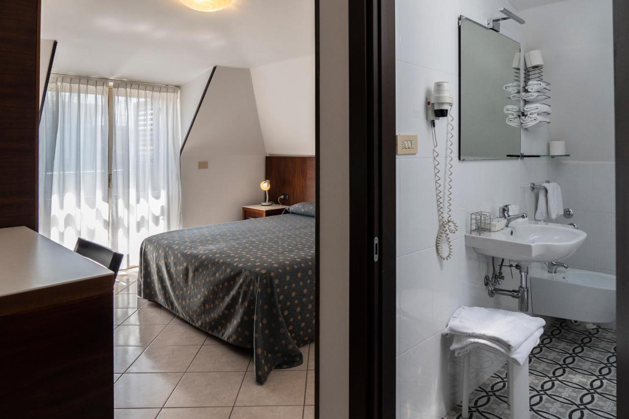 Hotel Mare Blu Francavilla Al Mare Εξωτερικό φωτογραφία