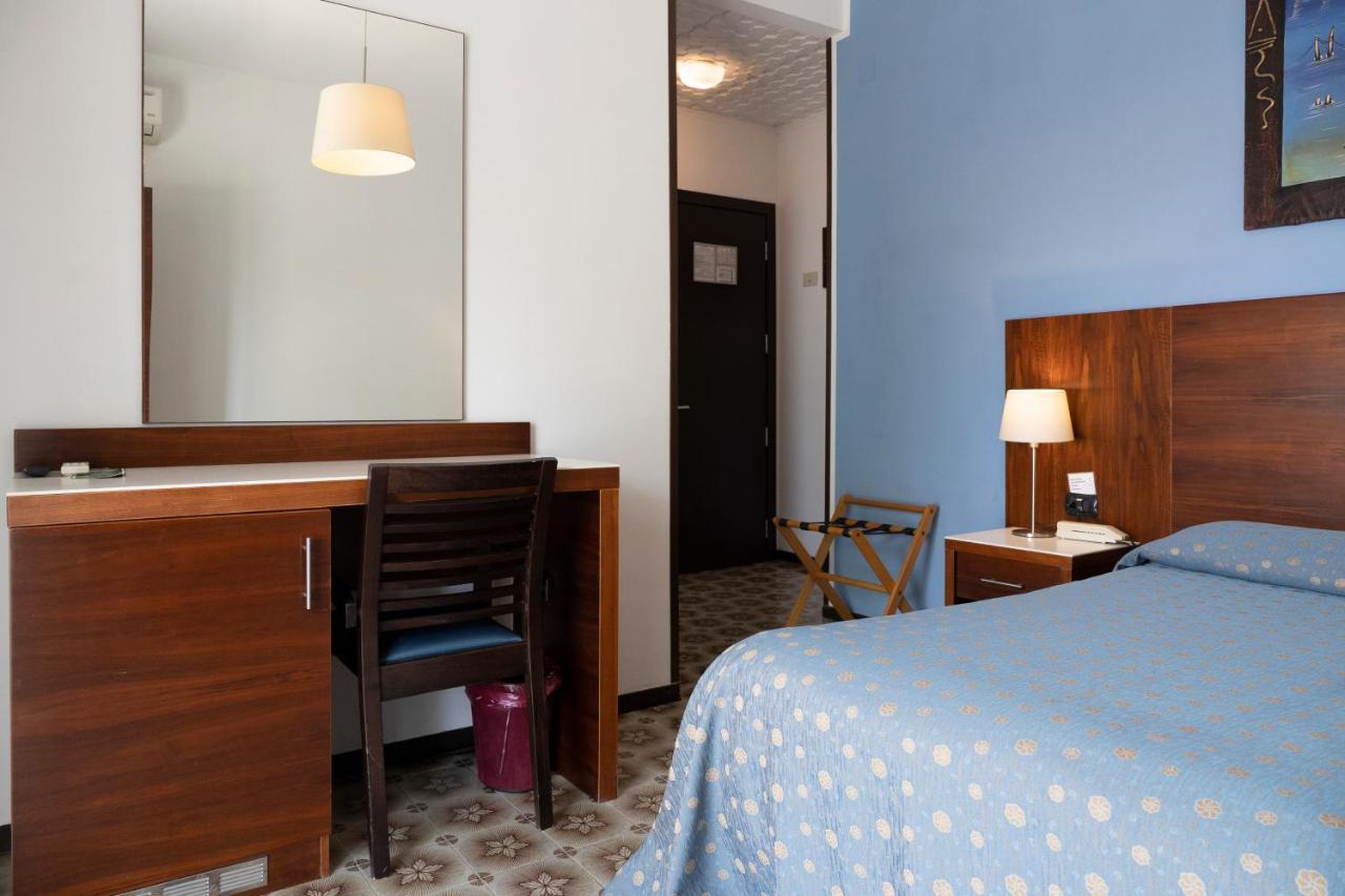 Hotel Mare Blu Francavilla Al Mare Εξωτερικό φωτογραφία