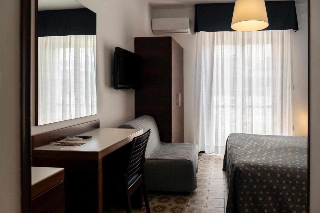 Hotel Mare Blu Francavilla Al Mare Εξωτερικό φωτογραφία